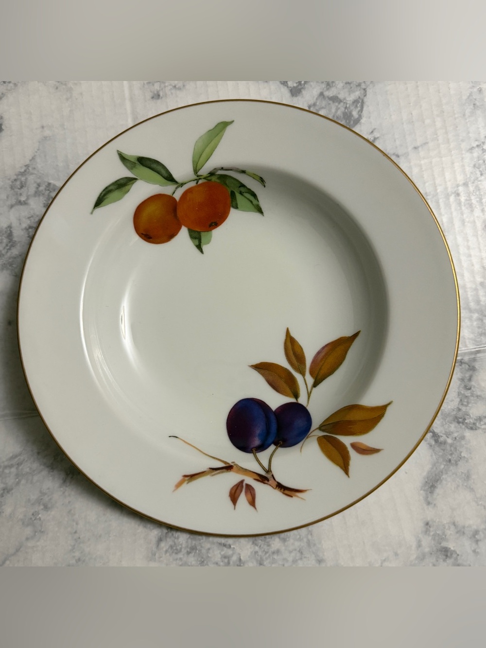 Royal Worcester EVESHAM Gold Rim Soup Pasta Dish 9” PLATE England Fine Porcelain